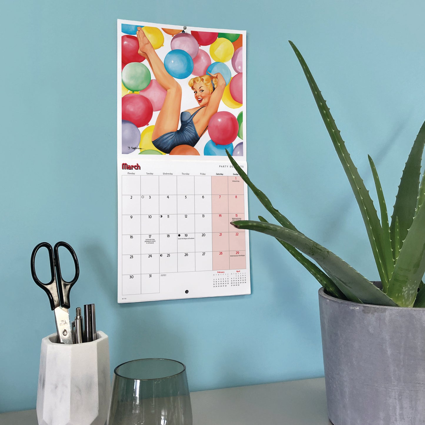 Pin Ups Mini Calendar 2026