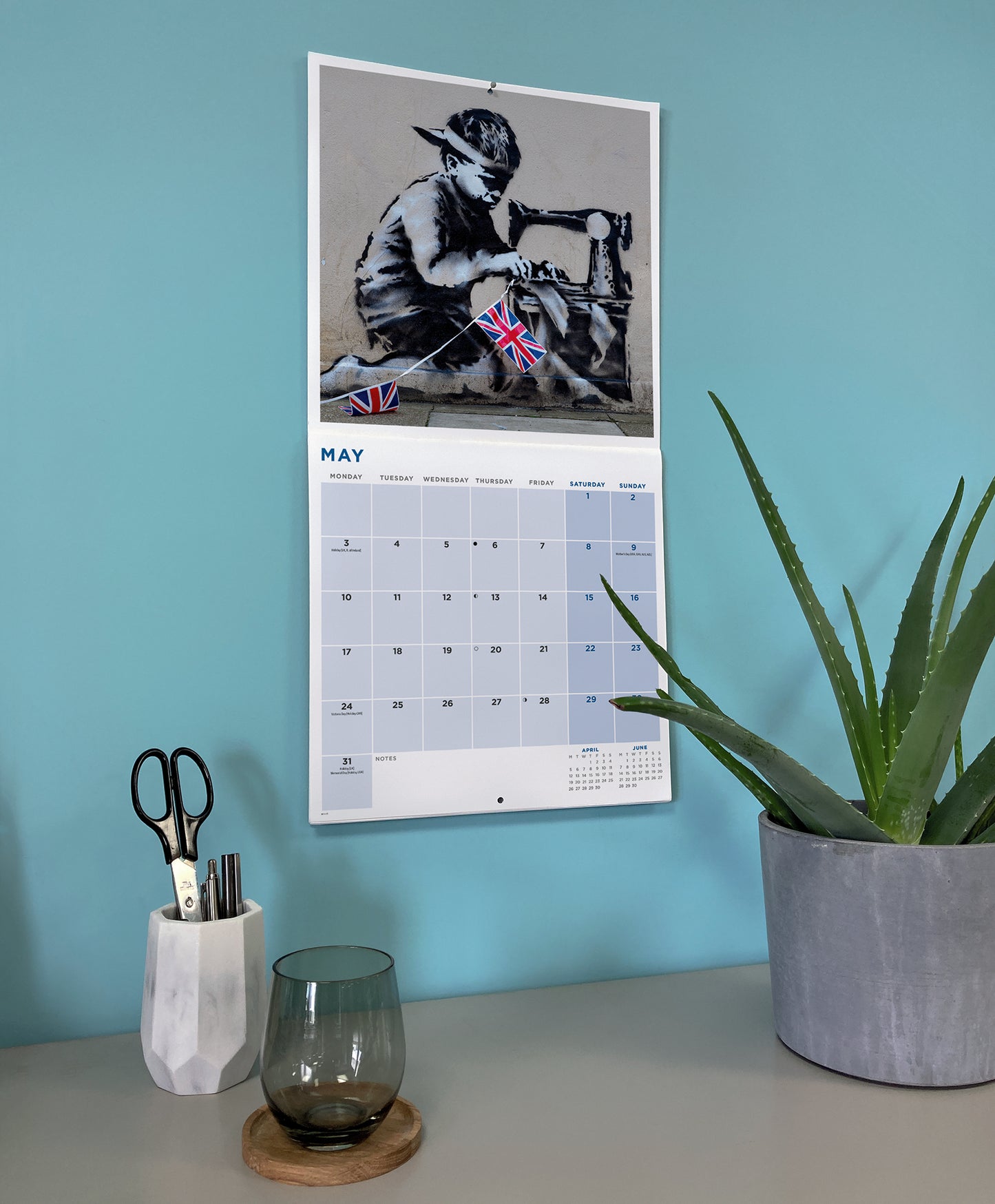 Banksy, If Graffiti Changed Anything Wall Calendar 2027