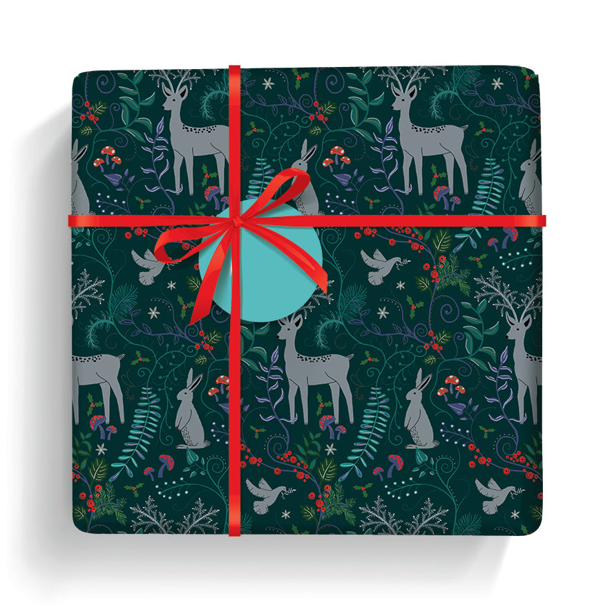 Christmas Wrap & Tags - Festive Woodland (5 Sheets & 5 Tags)