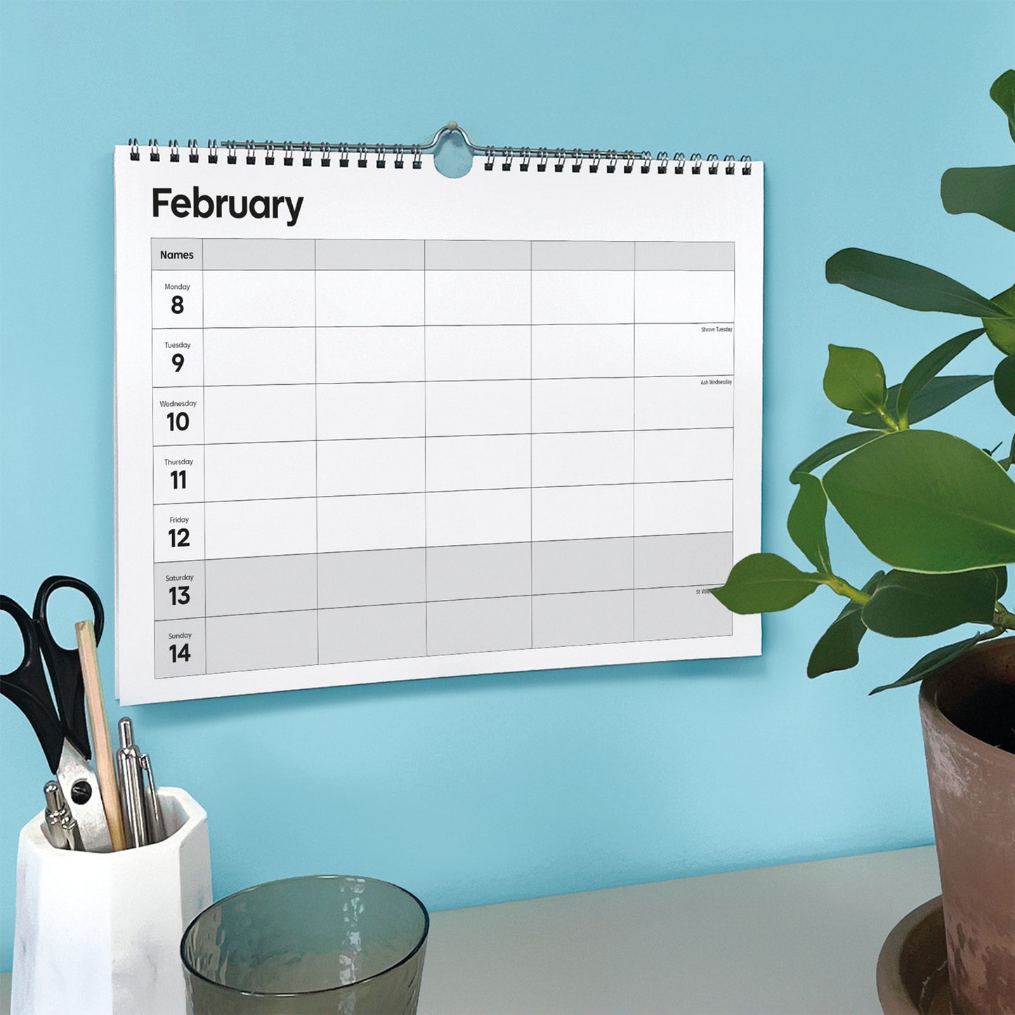 Essential Family Organiser Week-To-View Planner A4 Calendar 2027