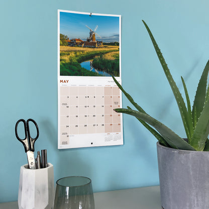 Britain Mini Calendar 2027