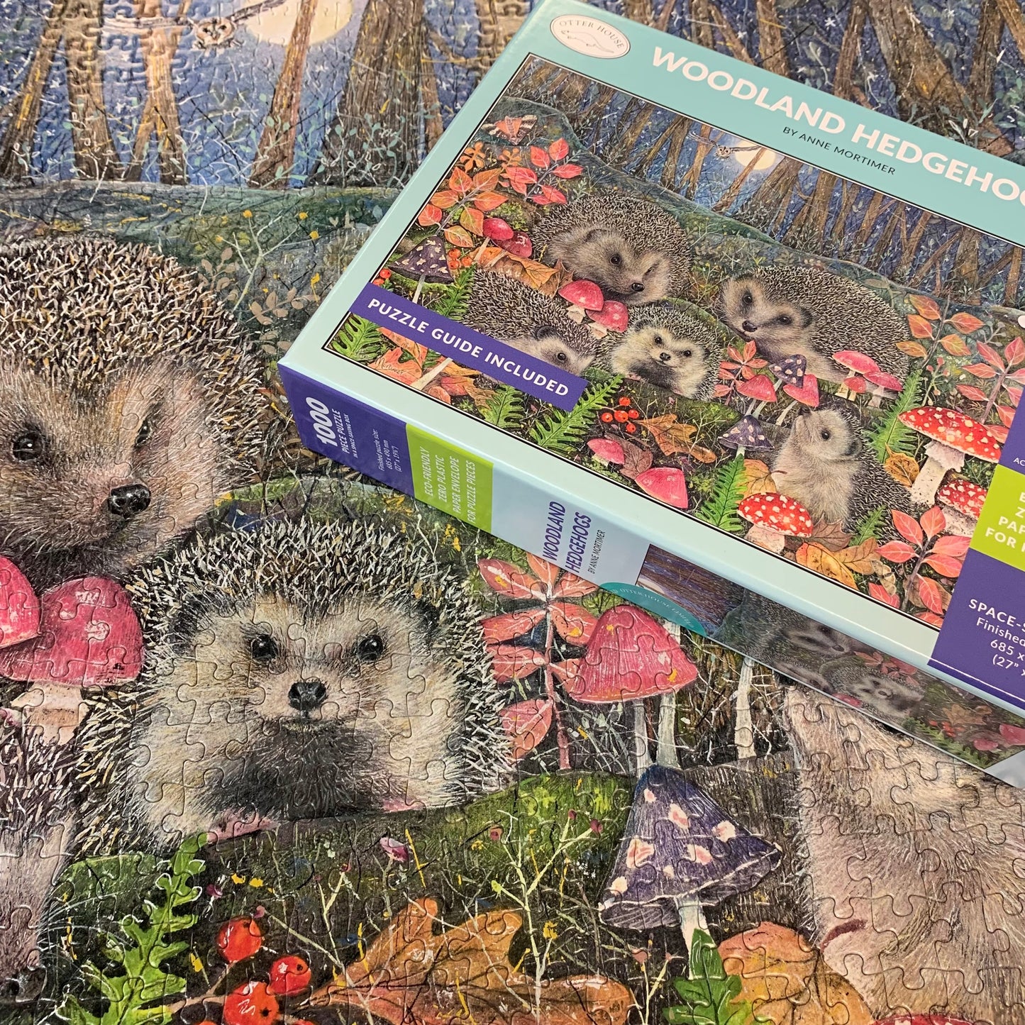 Woodland Hedgehogs - 1000 Piece Jigsaw Puzzle